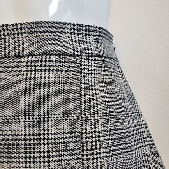 Zara Black & White Plaid Mini Skirt - Picture 5 of 9